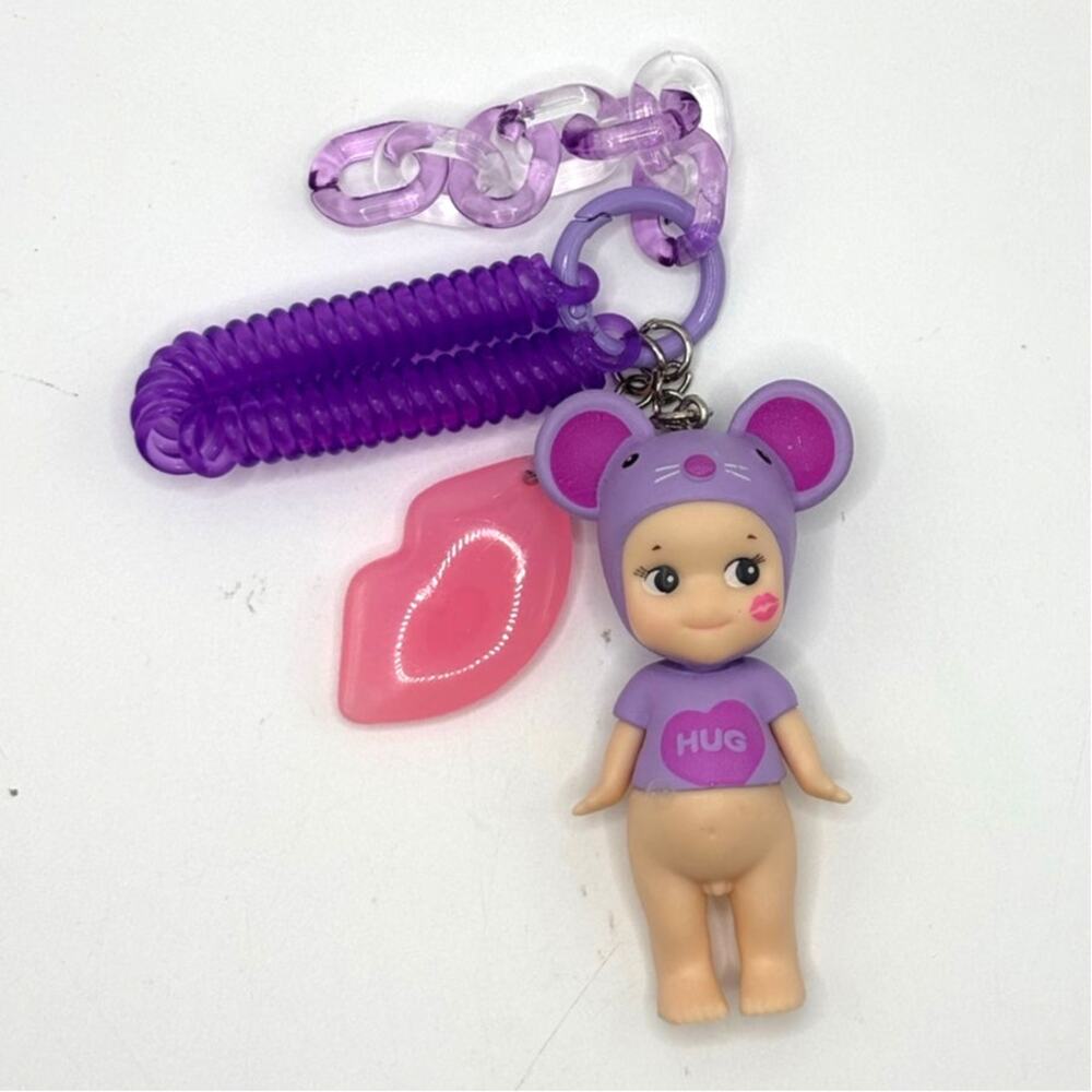 New Unbranded Kewpie/Angel Collectible Mini Figure, Purple Mouse Keychain - READ